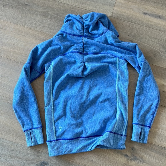 Ivivva size 12 funnel neck sweater - Picture 2 of 3